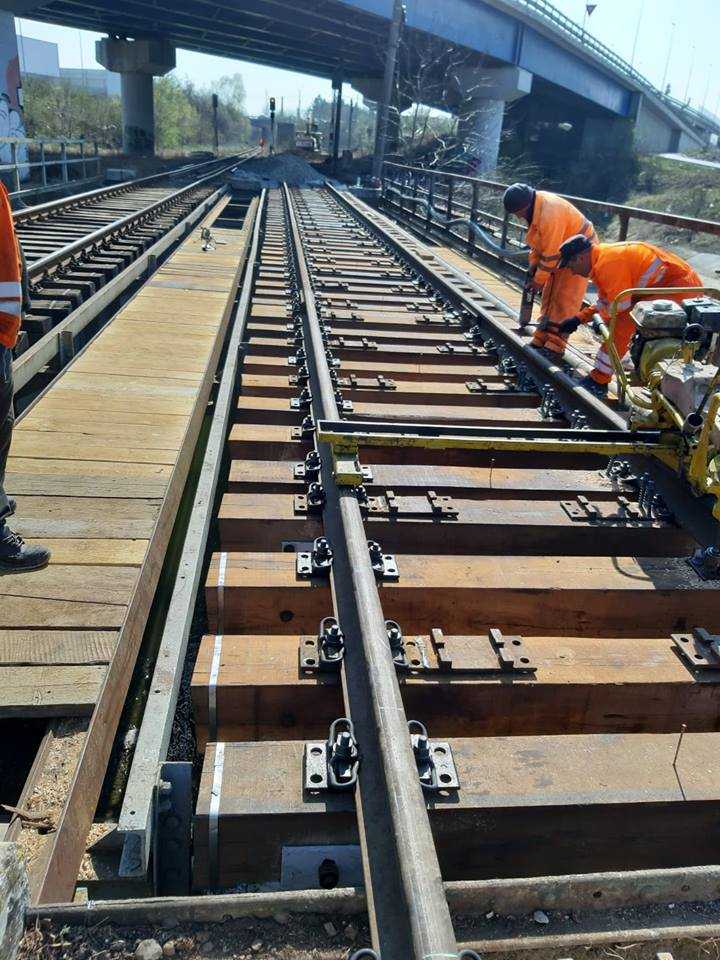 lucrări la calea ferată Reparaţii CFR
