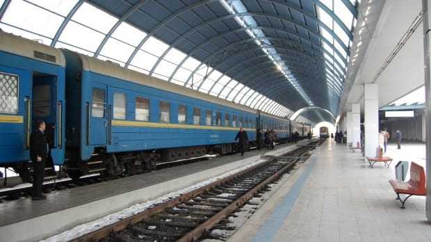 circulația trenurilor de călători în Moldova șomaj tehnic la CFM se suspendă Trenul Prietenia sondaj în Trenul Prietenia Calea Ferată din Moldova cumpără locomotive transportul feroviar din Moldova