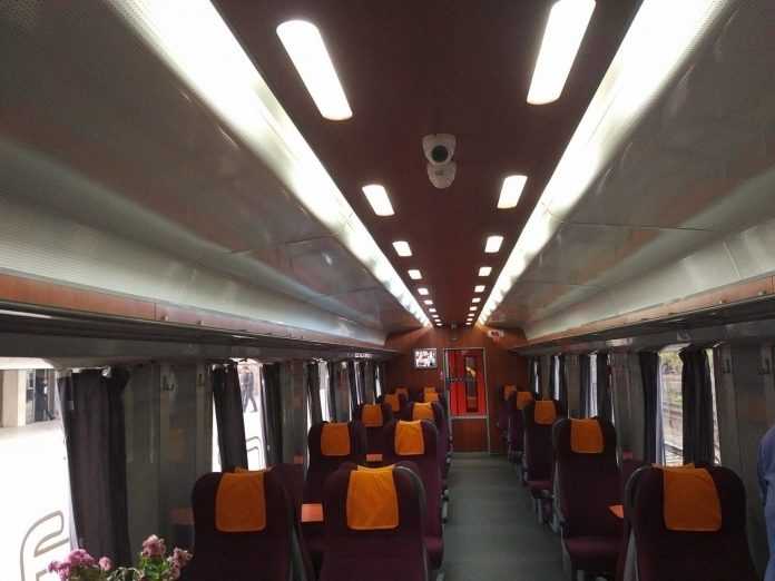 noile trenuri Intercity salubrizarea vagoanelor distanțare socială în trenuri vagoane modernizate la CFR Călători