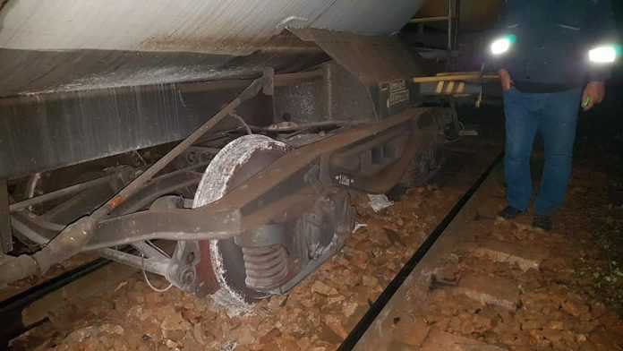 tren de marfă a deraiat deraiere la Valea Albă