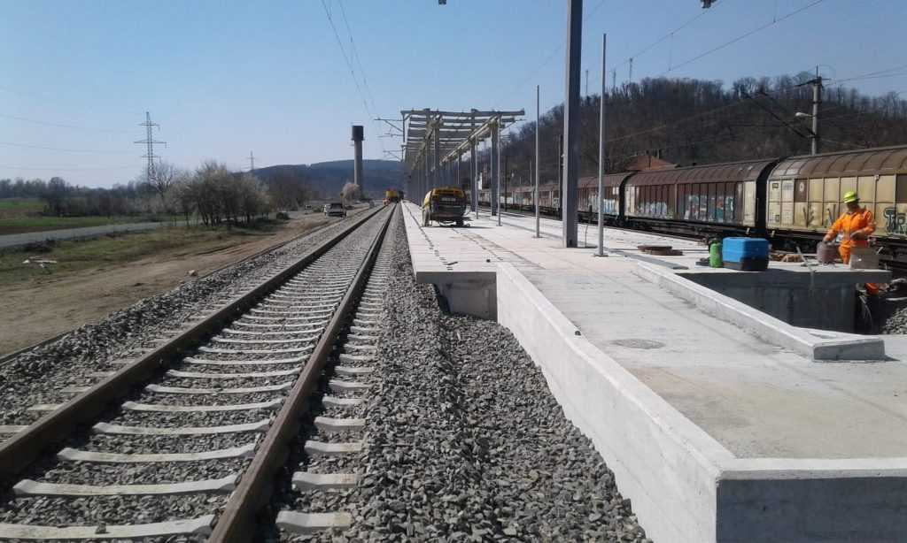 Gara Săvârșin se redeschide