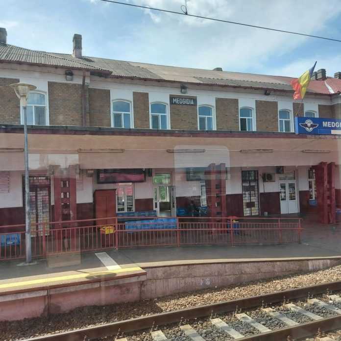 Calea ferată Medgidia-Negru Vodă locomotivă a fost furată lucrări la calea ferată Dorobanțu-Medgidia degajare de fum la un vagon locomotive limitate la 100 km/oră