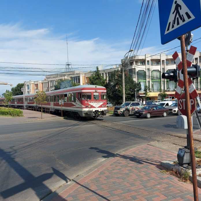 trenul metropolitan București-Ilfov reparații la trecerile la nivel