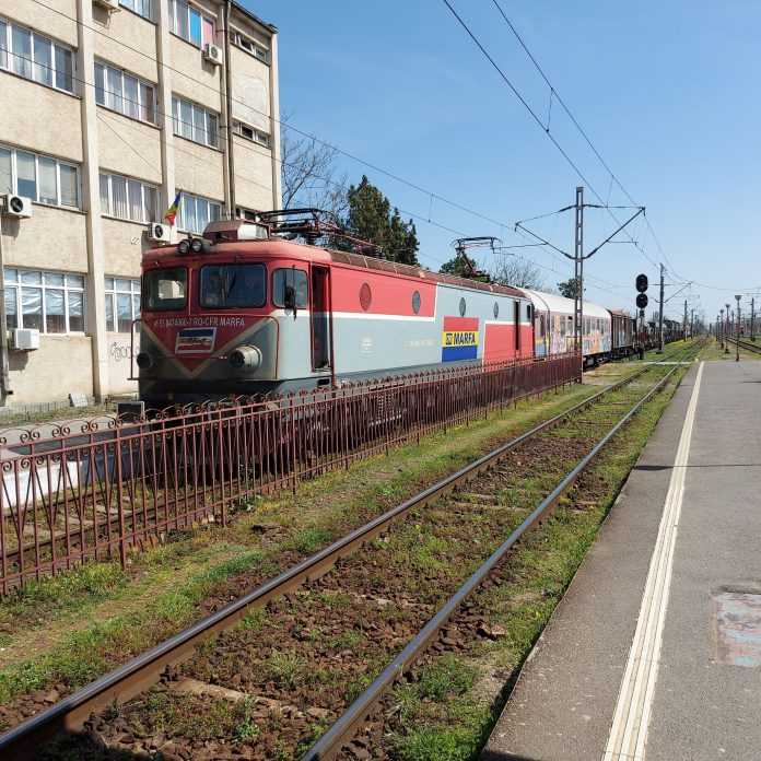 viitorul CFR Marfă tren militar în Gara Buzău