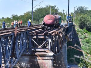 reconstrucția viaductului Cârcea Repararea viaductului Cârcea reparații la viaductul Cârcea