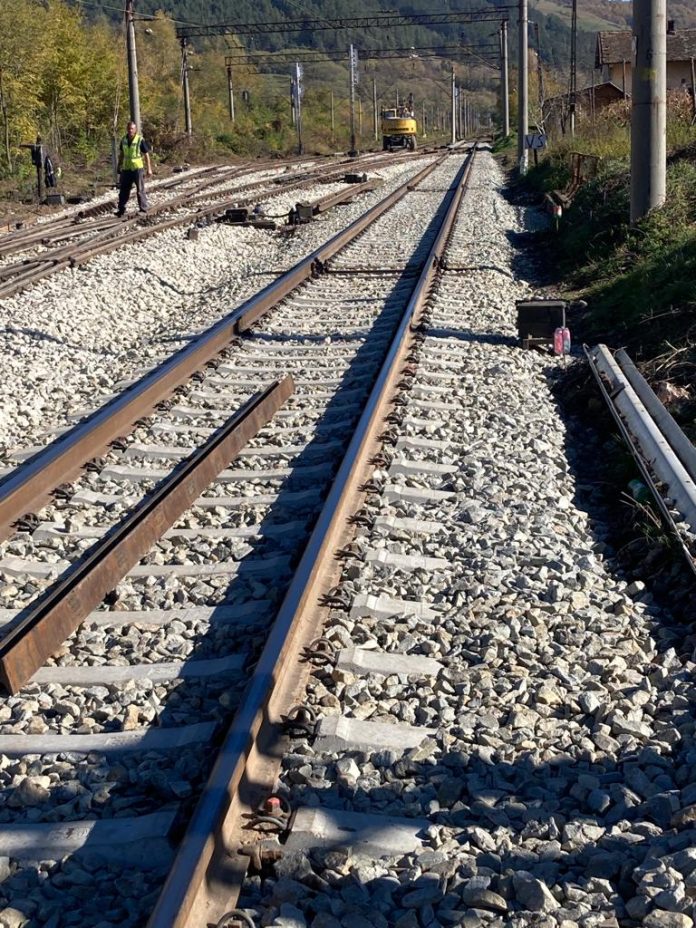 lucrări la calea ferată la Măldăeni modernizarea liniei Craiova-Caransebeș administrarea rețelei feroviare