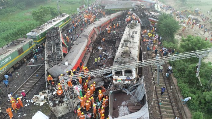 accidentul feroviar din India